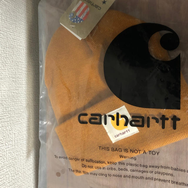 carhartt(カーハート)の【週末限定値下げ】carharttカーハート ニット帽 レディースの帽子(ニット帽/ビーニー)の商品写真