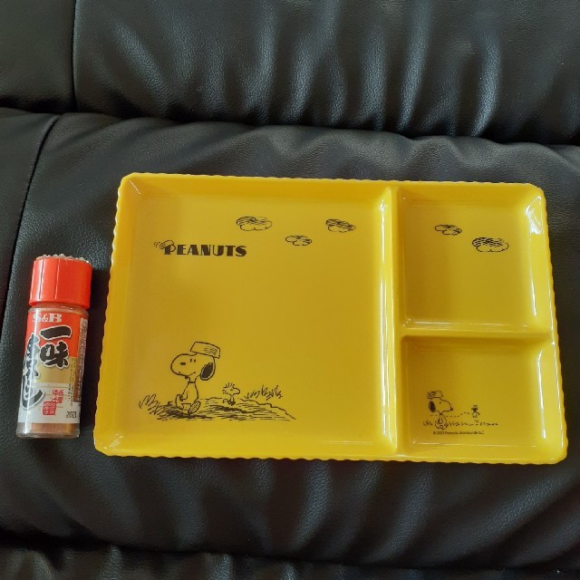 ワンプレート(SNOOPY) キッズ/ベビー/マタニティの洗浄/衛生用品(食器/哺乳ビン用洗剤)の商品写真