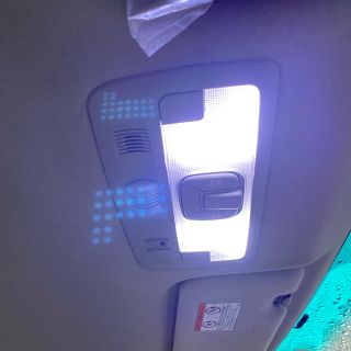 エスティマ　ルームLED  ACR50(車内アクセサリ)