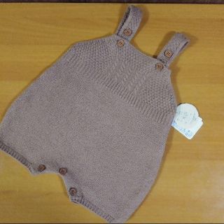 プティマイン(petit main)のtete a tete テータテート ニットサロペット70-80cm(ロンパース)