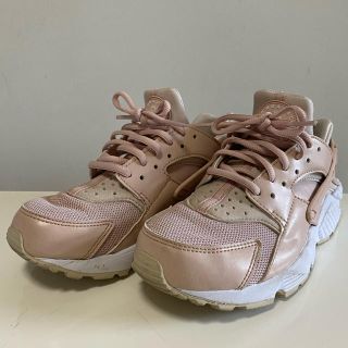 ナイキ(NIKE)の【美品】NIKE ハラチ　ベビーピンク【値下げ】(スニーカー)