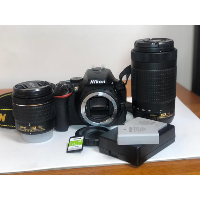 ニコン　NikonD5600 ダブルズームキット