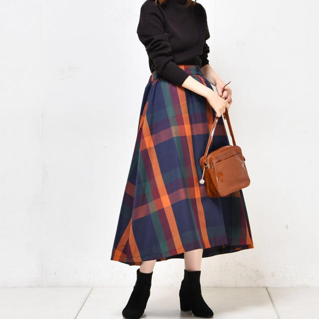 natural couture(ナチュラルクチュール)のチェックスカート　ナチュラルクチュール レディースのスカート(ロングスカート)の商品写真