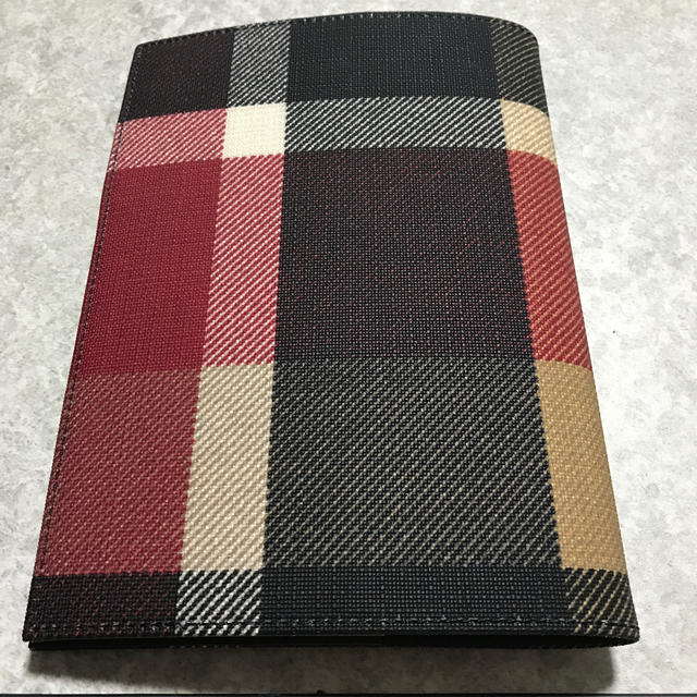 BURBERRY BLUE LABEL(バーバリーブルーレーベル)のブルーレーベルクレストブリッジ　ノートカバー インテリア/住まい/日用品の文房具(ノート/メモ帳/ふせん)の商品写真