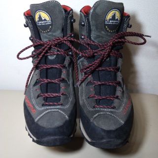 スポルティバ(LA SPORTIVA)の再値下げ　スポルティバSportiva　トランゴトレックマイクロ　エボ　EU41(登山用品)