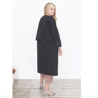 ザラ(ZARA)のバックフリルコート(ロングコート)