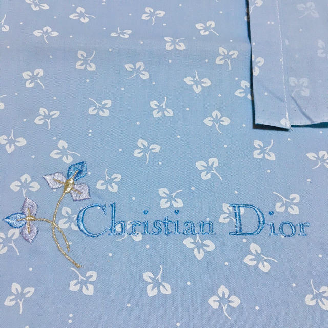 Christian Dior(クリスチャンディオール)のChristian Dior シーツ　フラットシーツ　シングル　日本製 インテリア/住まい/日用品の寝具(シーツ/カバー)の商品写真