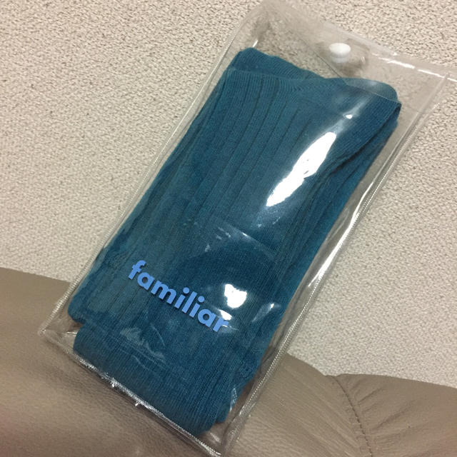 familiar(ファミリア)のびし様専用　お値下げ  ファミリア  タイツ   95  新品未使用 キッズ/ベビー/マタニティのこども用ファッション小物(靴下/タイツ)の商品写真