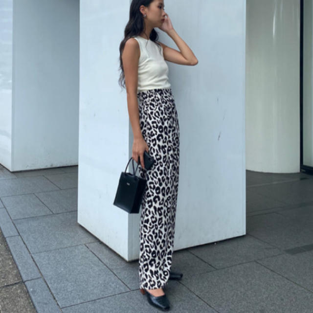 moussy(マウジー)のMOUSSY  新品タグ付き♡LEOPARD GATHER パンツ レディースのパンツ(カジュアルパンツ)の商品写真