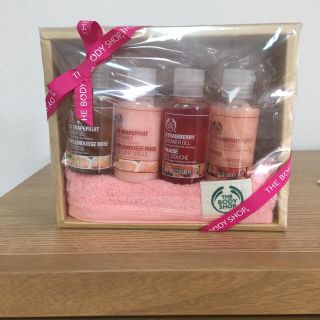 ザボディショップ(THE BODY SHOP)のThe bodyshop詰め合わせセット(ボディローション/ミルク)