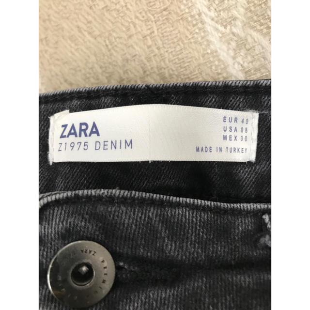 ZARA(ザラ)のZARA  デニム　Lサイズ レディースのパンツ(デニム/ジーンズ)の商品写真