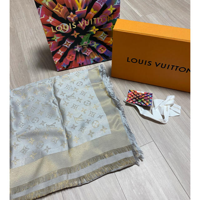 売上価格】LOUIS VUITTON - ショール・モノグラム シャイン 新品未使用 ...