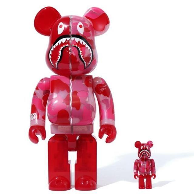 A BATHING APE(アベイシングエイプ)のBAPE CAMO BE@RBRICK 100% & 400% PINK 新品 エンタメ/ホビーのフィギュア(その他)の商品写真