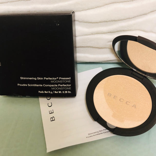 ◆新品◆BECCA☆ハイライト【MOONSTONE】8gベッカ ムーンストーン