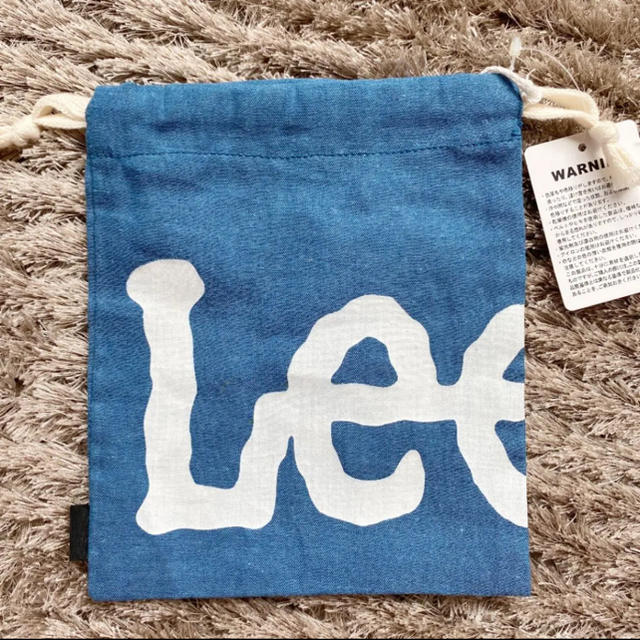 Lee(リー)の※値下げ!!新品♡LEE リー　巾着　袋　ポーチ　小物入れ　おしゃれ　デニム レディースのファッション小物(ポーチ)の商品写真