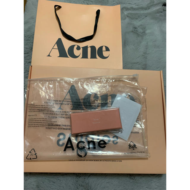ACNE(アクネ)のAcne Studios ストール マフラー レディースのファッション小物(ストール/パシュミナ)の商品写真