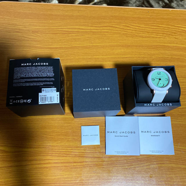 MARC JACOBS(マークジェイコブス)のMARCJACOBSスマートウォッチ レディースのファッション小物(腕時計)の商品写真