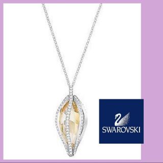 スワロフスキー(SWAROVSKI)のこむぎこ様専用　SWAROVSKI　ヘイリー　ペンダント　ネックレス(ネックレス)