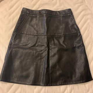 ザラ(ZARA)のZARA レザースカート(ひざ丈スカート)