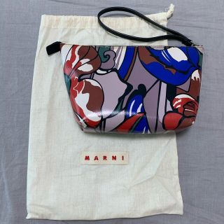 マルニ(Marni)のMARNI マルニ　フラワー柄ポーチ　クラッチバッグ(ポーチ)