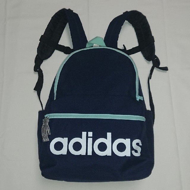 adidas(アディダス)のadidasリュック キッズ/ベビー/マタニティのこども用バッグ(リュックサック)の商品写真