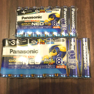 パナソニック(Panasonic)のパナソニック　エボルタ　ネオ　単3 単4電池　計16本(その他)