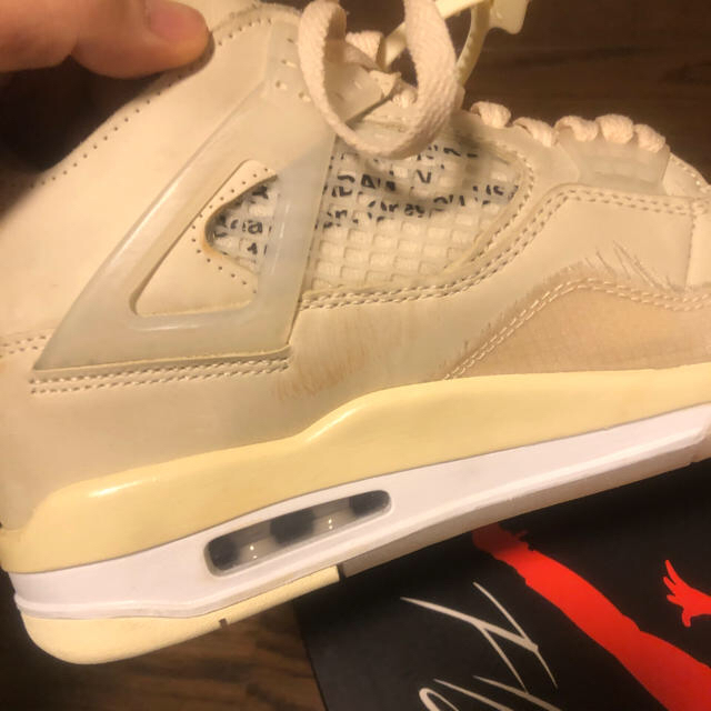 Off-White NIKE WMNS AIR JORDAN 4 SAIL