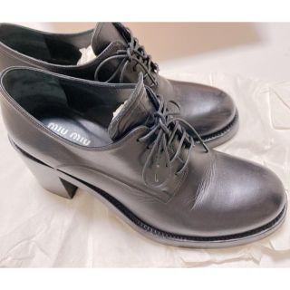 MIU MIU(厚底 ・ ブーツ)のフリマアイテム一覧 MIU MIU(厚底 ・ ブーツ)のフリマアイテム一覧