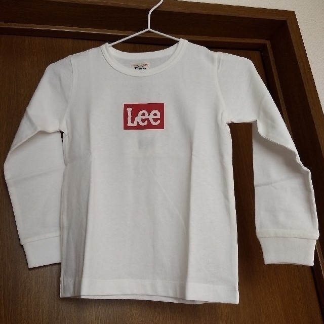 URBAN RESEARCH DOORS(アーバンリサーチドアーズ)の【Lee】120　アーバンリサーチ　Leeロゴ　ロングTシャツ キッズ/ベビー/マタニティのキッズ服女の子用(90cm~)(Tシャツ/カットソー)の商品写真