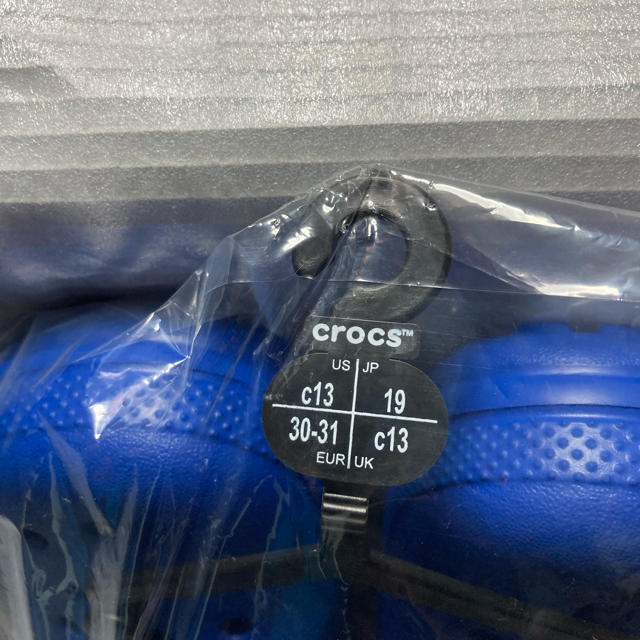 crocs(クロックス)の未使用　秋冬用19cmクロックス キッズ/ベビー/マタニティのキッズ靴/シューズ(15cm~)(サンダル)の商品写真