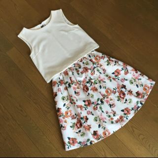 ジルバイジルスチュアート(JILL by JILLSTUART)のカットソー(カットソー(半袖/袖なし))