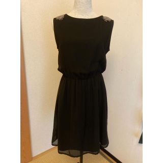 ザラ(ZARA)のZARA ドレス　結婚式　パーティ　黒　膝丈　ノースリーブ(ミディアムドレス)