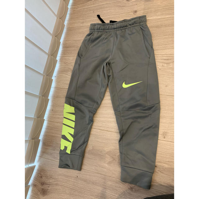 NIKE(ナイキ)のNIKE★セットアップ キッズ/ベビー/マタニティのキッズ服男の子用(90cm~)(その他)の商品写真