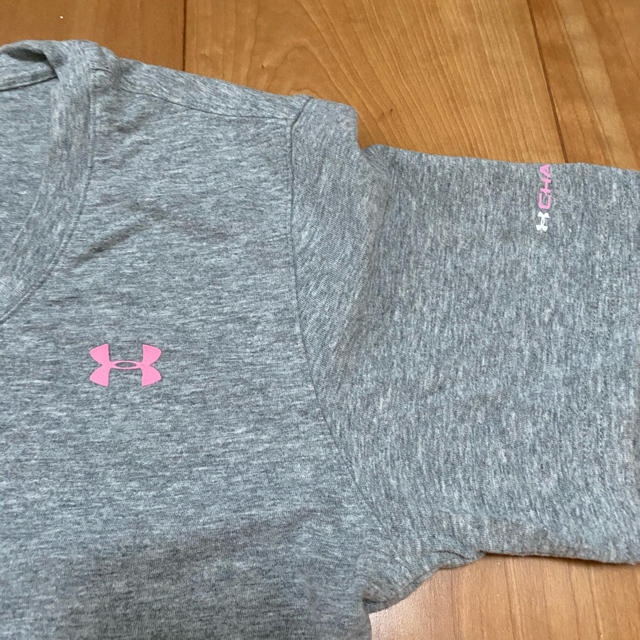 UNDER ARMOUR(アンダーアーマー)のアンダーアーマー  SEMI-FIT Tシャツ CHARGED COTTON  レディースのトップス(Tシャツ(半袖/袖なし))の商品写真