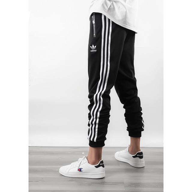 adidas(アディダス)のadidas アディダスオリジナルス スウェットパンツ XLサイズ メンズのパンツ(その他)の商品写真