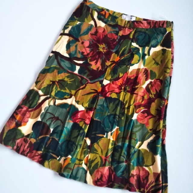 MOSCHINO(モスキーノ)のMOSCHINO　ボックススカート レディースのスカート(ひざ丈スカート)の商品写真