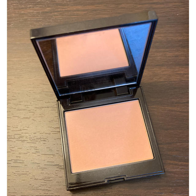 laura mercier(ローラメルシエ)のginger - laura mercier コスメ/美容のベースメイク/化粧品(チーク)の商品写真