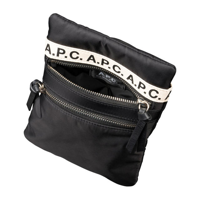 A.P.C(アーペーセー)のA.P.C Repeat ネックポーチ メンズのバッグ(ボディーバッグ)の商品写真