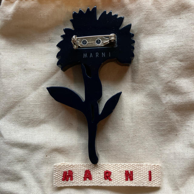 Marni - MARNI ブローチの通販 by kkmina0809's shop｜マルニならラクマ
