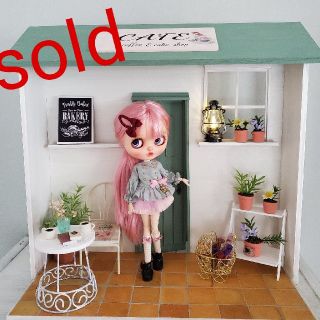 【週末sale】カフェの店先°*玄関*°ドールハウス*♪ブライスなどに