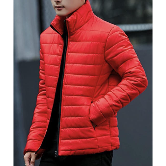 《SALE》ライトダウンジャケット 超軽量 カジュアル レッド L メンズのジャケット/アウター(ダウンジャケット)の商品写真