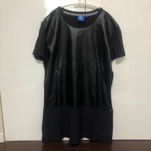 adidas(アディダス)のadidas Tシャツワンピース　美品　黒 レディースのトップス(トレーナー/スウェット)の商品写真