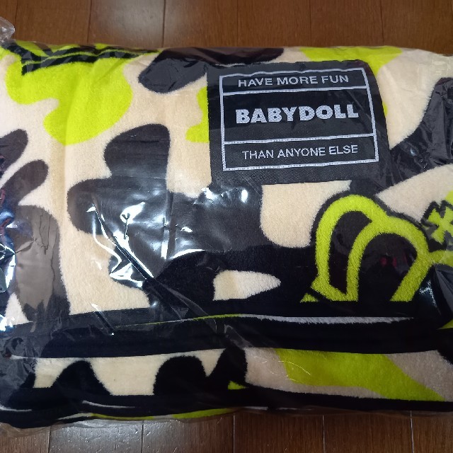 BABYDOLL(ベビードール)のBABYDollどでかブランケット迷彩柄 キッズ/ベビー/マタニティのこども用ファッション小物(おくるみ/ブランケット)の商品写真