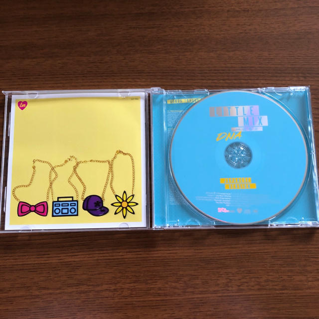 Little Mix CDアルバム "DNA" Japanese Version エンタメ/ホビーのCD(ポップス/ロック(洋楽))の商品写真