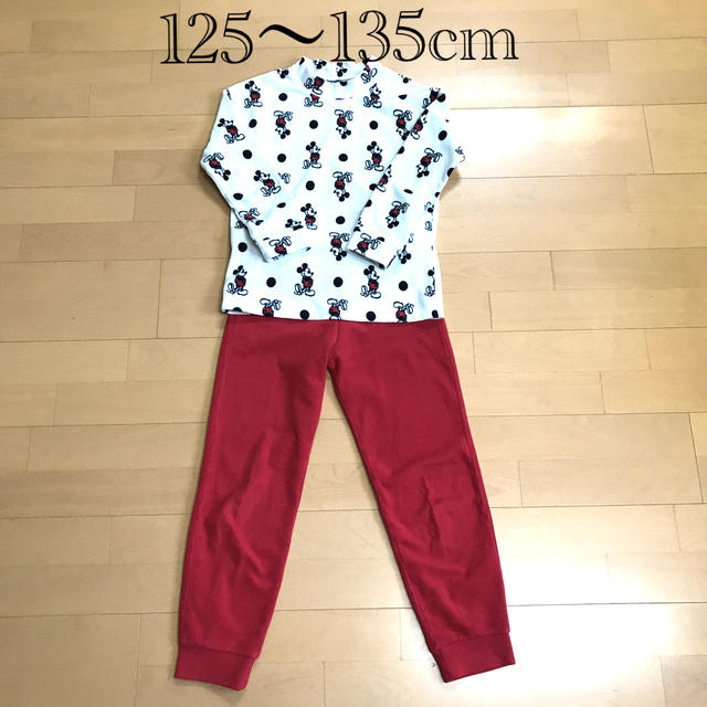 UNIQLO(ユニクロ)のパジャマ　120 cm ミッキーマウス キッズ/ベビー/マタニティのキッズ服男の子用(90cm~)(パジャマ)の商品写真