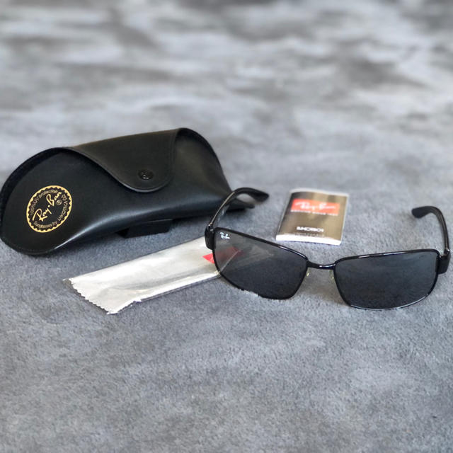 Ray-Ban(レイバン)の【断捨離中の為 値下げ可◎】Ray-Ban サングラス メンズのファッション小物(サングラス/メガネ)の商品写真