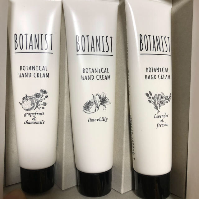 BOTANIST(ボタニスト)のBOTANIST ハンドクリーム3本セット コスメ/美容のボディケア(ハンドクリーム)の商品写真