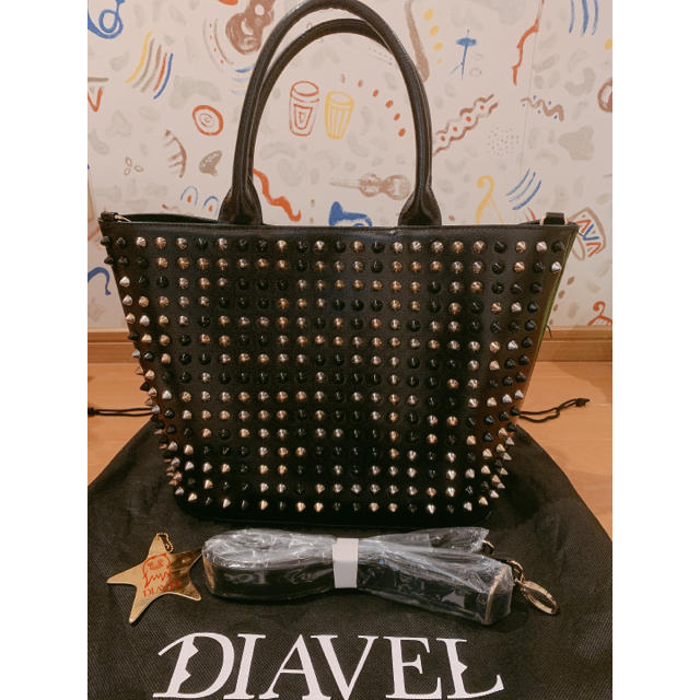 値下げしました！DIAVELトートバック　ブラックMサイズ