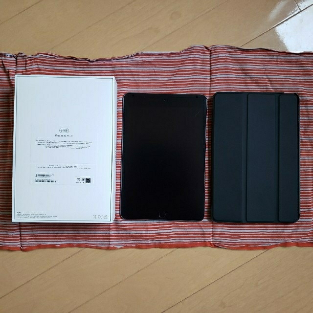 iPad mini 第5世代 Wi-Fiモデル MUQW2J/A スペースグレイ 1