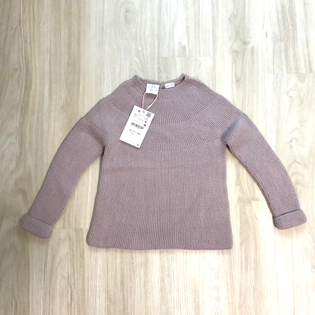 ZARA KIDS(ザラキッズ)のZARAニット セーター110 キッズ/ベビー/マタニティのキッズ服女の子用(90cm~)(ニット)の商品写真